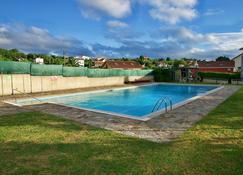 House With Pool And Beach - Perbes - Piscine