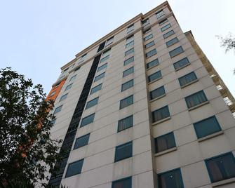 Horison Arcadia Mangga Dua - Jakarta - Bygning