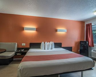 Motel 6 - Albany, Ny - Airport - Albany - Bedroom