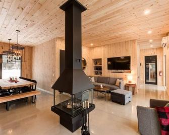 O Sommet Bleu thermal station - Morin-Heights - Living room