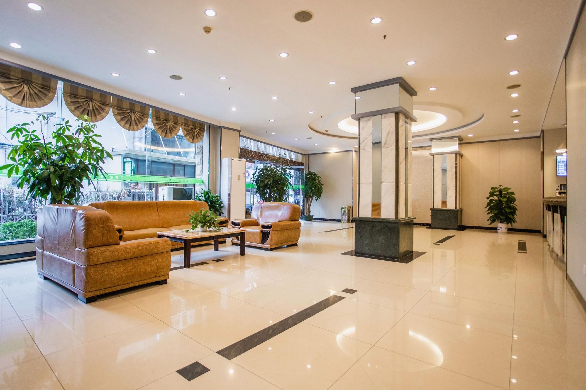 Pebble Motel (Guilin Railway Station) - גילין - לובי