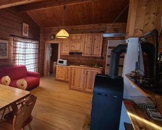 Chalet karezza Facing ski slopes carezza 20 min from BOLZANO altoadige - Nova Levante - Ristorante