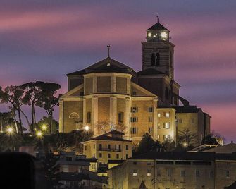 Villa Capodarco B&B - Porto San Giorgio