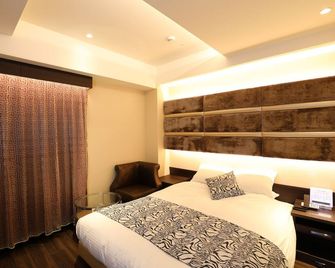 Hotel Leon Hamamatsu - Hamamatsu - Habitación
