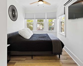 Beach Side Roadtrip Escape - Atlantic City - Bedroom