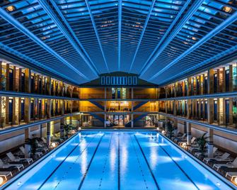 Molitor Hotel & Spa Paris MGallery Collection - Parijs - Zwembad