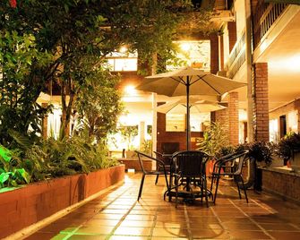 Hotel Camoruco - El Yopal - Terasa