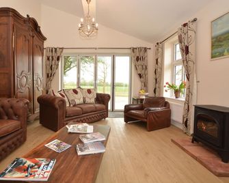 Beautiful historic cottage in the heart of Norfolk - Thetford - Вітальня