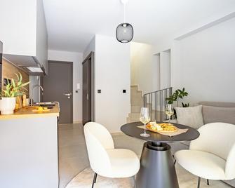 Sanders Tower Centre Thessaloniki - Thessaloniki - Dining room