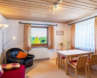 Haus Erlenmaier - Schömberg (Calw) - Essbereich