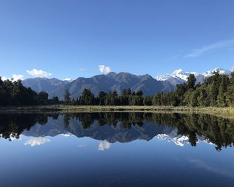 Lake Matheson Motel - Fox Glacier - Buiten zicht