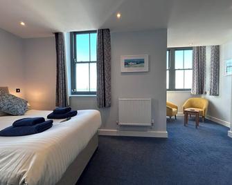 Harbour Stays at Ocean Square - Saundersfoot - Bedroom