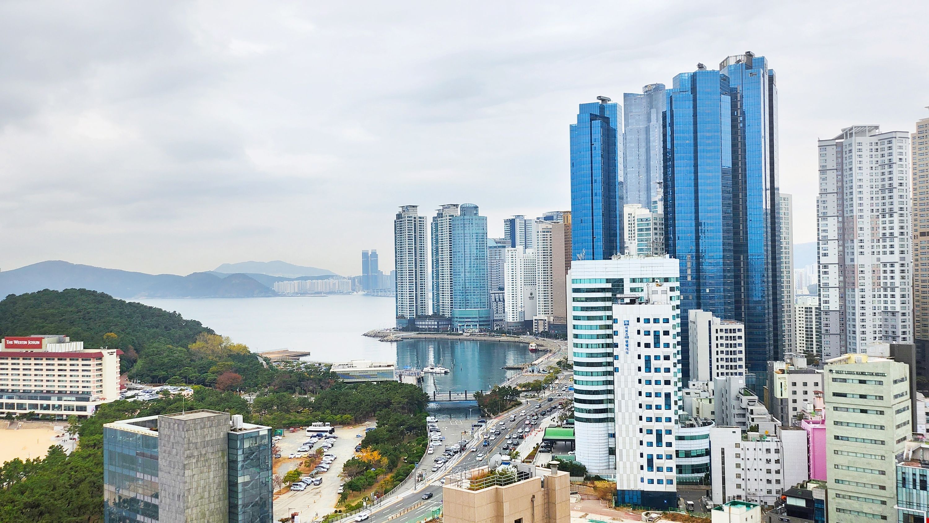 Haeundae Blue Story hotel thumbnail 3