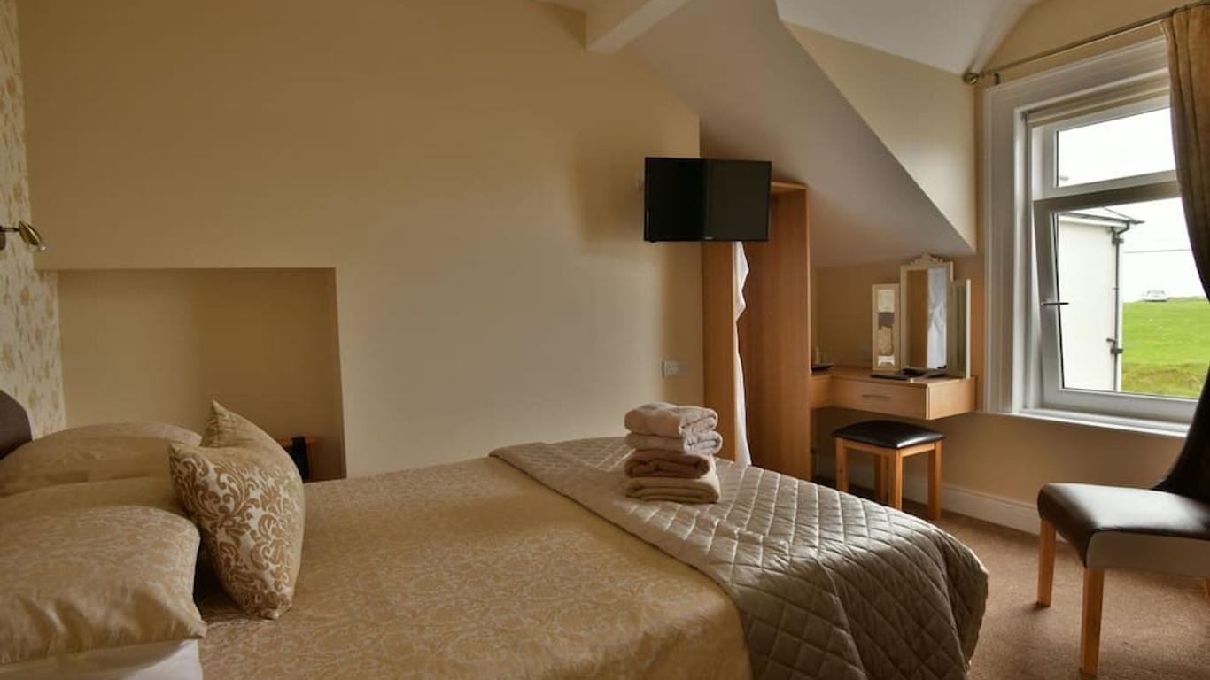 คัล-เออร์จ์ เฮ้าส์และคิทเชน