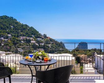 Regina Cristina - Capri - Balcon