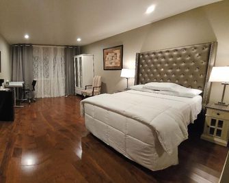 Lakeview Hotel - Kirkland - Slaapkamer
