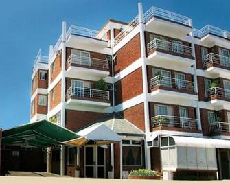Micerino Flat - San Nicolás de los Arroyos - Building