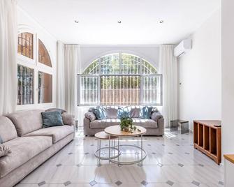 Calma Villa Planetcostadorada - Salou - Pokój dzienny