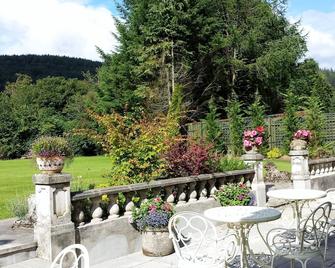 Glangwili Mansion - Carmarthen - Patio