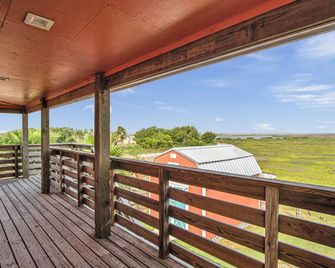 Beachin Country - Port Aransas - Balcón