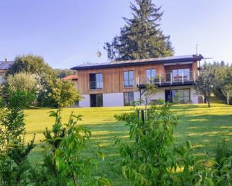 One-Room Holiday Apartment In The Best Holiday Location - Murnau - Budova