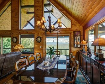 Longview - Captivating views like no other! - Murphy - Salle à manger