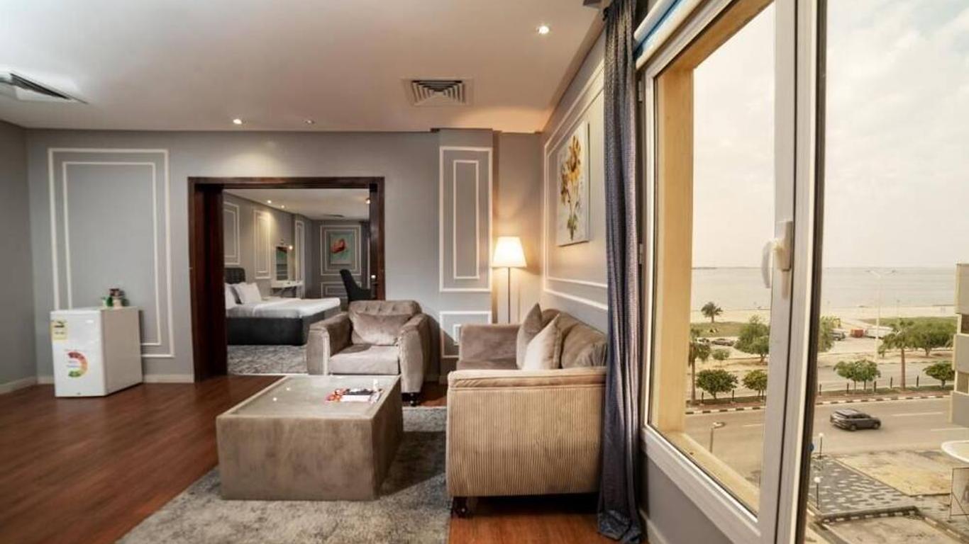 Golden Garden Al Corniche