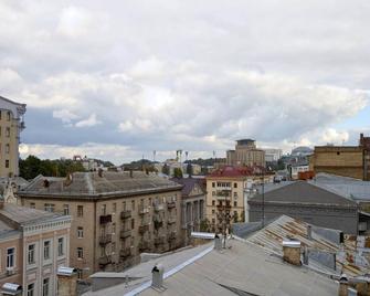 Best Season Apart Hotel - Kyiv - Outdoors view