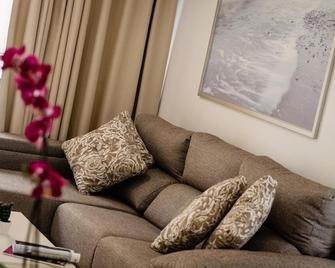 Viviendas Vacacionales Amanay - Gran Tarajal - Sala de estar