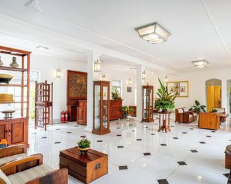 Villa Santi Hotel - Luang Prabang - Lobby