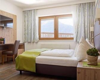 Hotel Venetblick - Jerzens - Bedroom