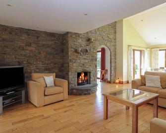 Meenteog, Family Friendly, With Open Fire In Glenbeigh, County Kerry - Glenbeigh - Huiskamer
