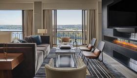 Four Seasons Hotel Austin - Austin - Living room