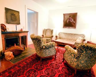 Cozy Holiday Home in Waimes with Terrace - Thirimont - Living room