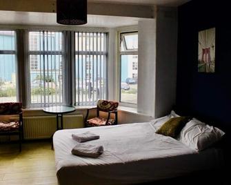 هينسون هوتل - بلاكبول - غرفة نوم