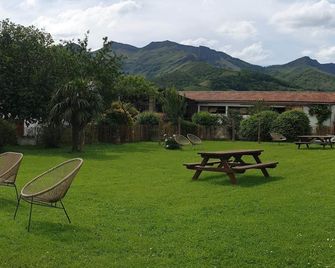 Gîte Elgartea arrière - Baigorri - Patio