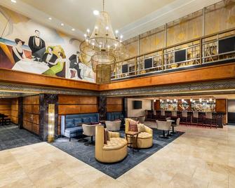 Boutique Hotel In The Heart Of Long Island's North Shore - Great Neck - Lobby