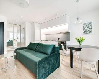 Apartments Sw. Barbary Gdansk by Renters - Gdansk - Sala de estar