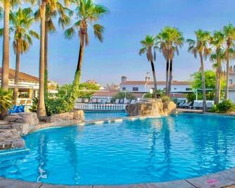 Enjoy Cala Porter - Apto en complejo vacacional - Cala en Porter - Alberca