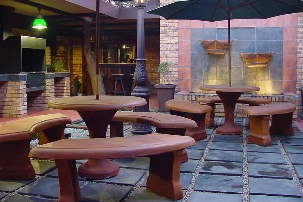 De Oude Herberg - פרטוריה - מסעדה