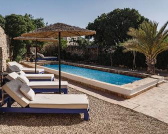 Dar Mayssoun, charming traditional villa of 160 m2 with private swimming pool - Ghazoua - Pool