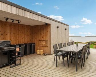 Cozy home in Fredericia with WiFi - Fredericia - Patio
