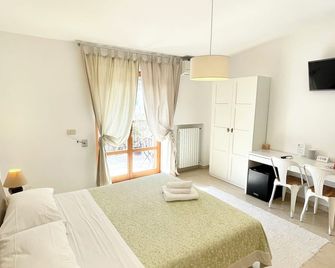 B&B Le Saline - Taranto - Makuuhuone