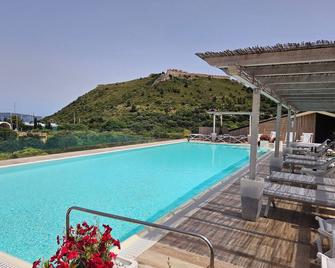 A Point Porto Ercole Resort & Spa - Porto Ercole - Zwembad