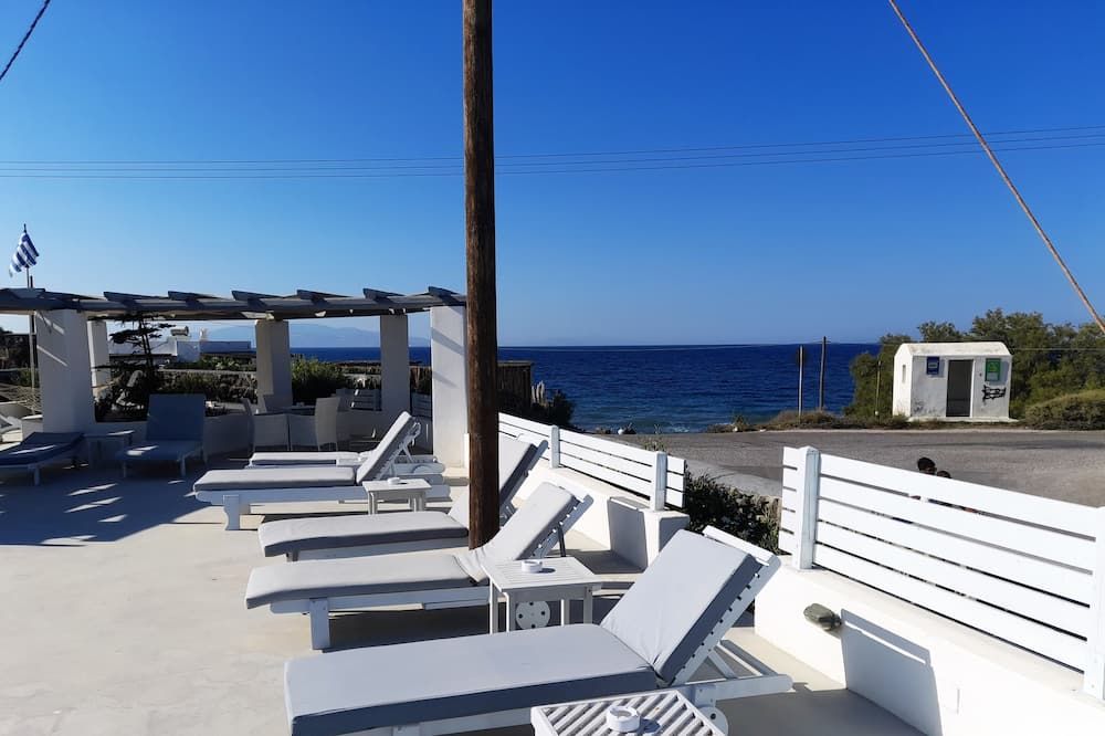 Sea paradise villas - Seaside & private jacuzzi - אויה - מרפסת