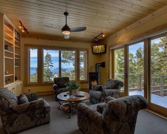 Rock Haven Condo - Stateline - Pokój dzienny