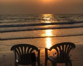 Tattoo's Hotel - Rayong - Playa