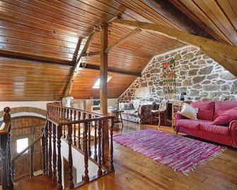 Casa do Largo - Mendiga - Sala de estar