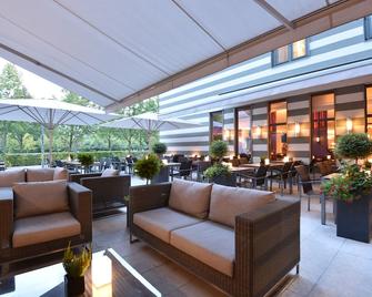 هوتل دورينت آم جويثبارك فايمار - ويمار - شرفة مرصوفة