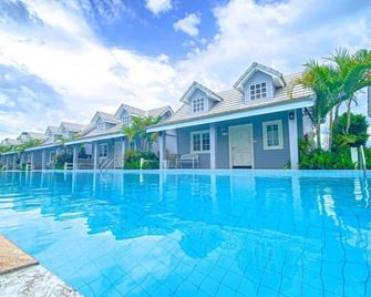The Memory Luxury Resort - Phetchaburi - Pool